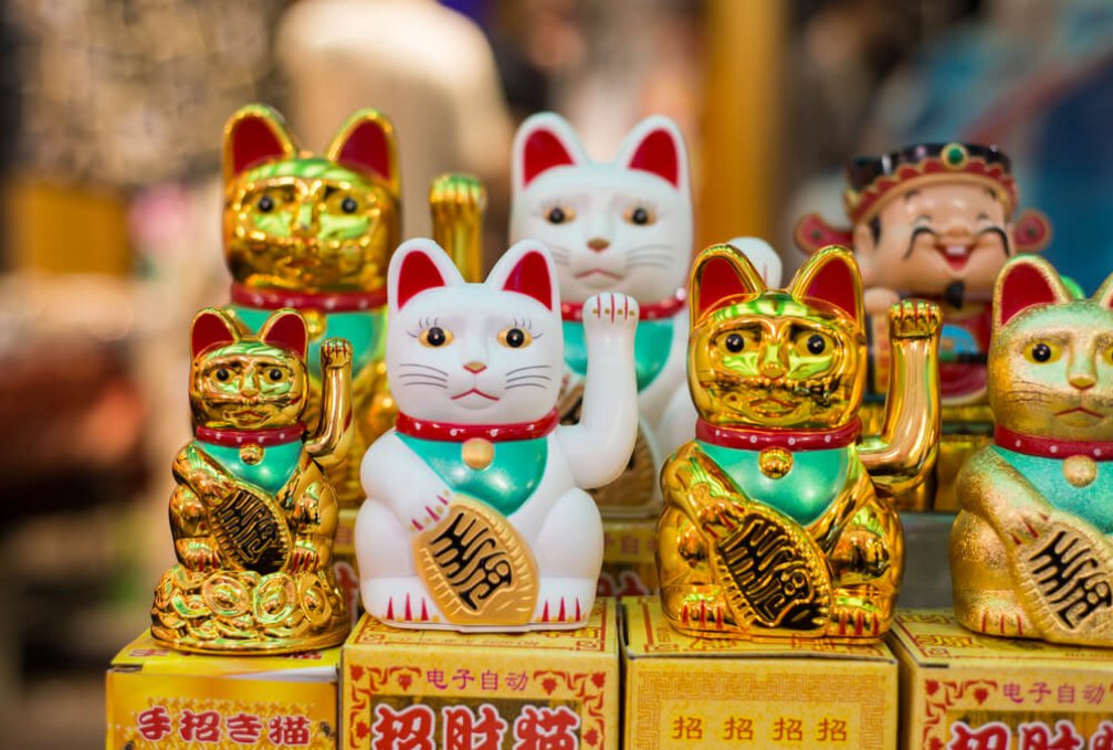 Japonya’nın Şans Kedisi Maneki Neko ile Tanışın