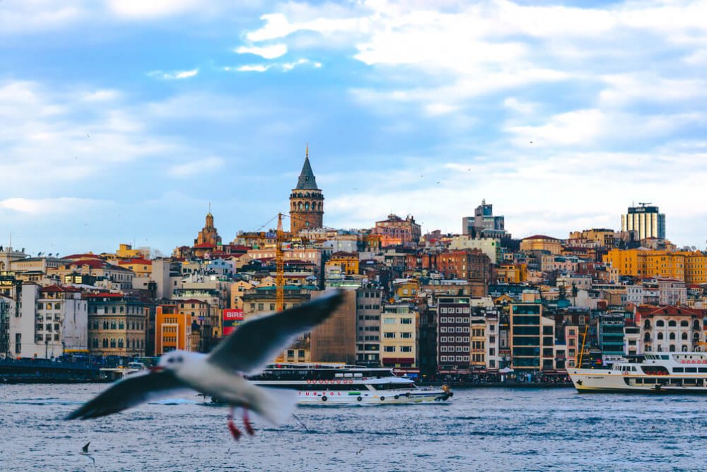 İstanbul’un Simgeleri: Galata Kulesi’nin Hikayesi