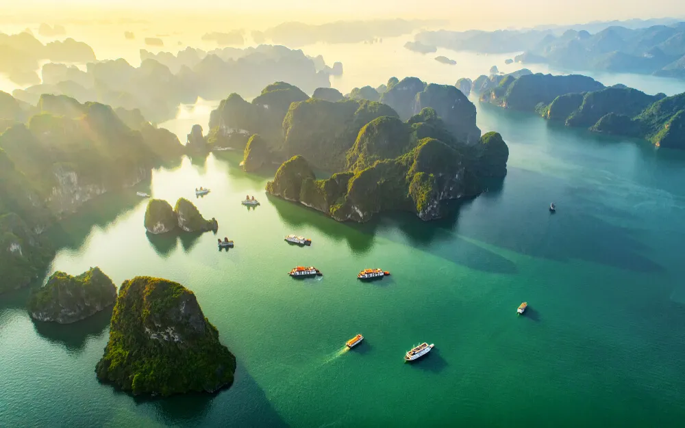 Top 11 Reasons to Visit Asia Now