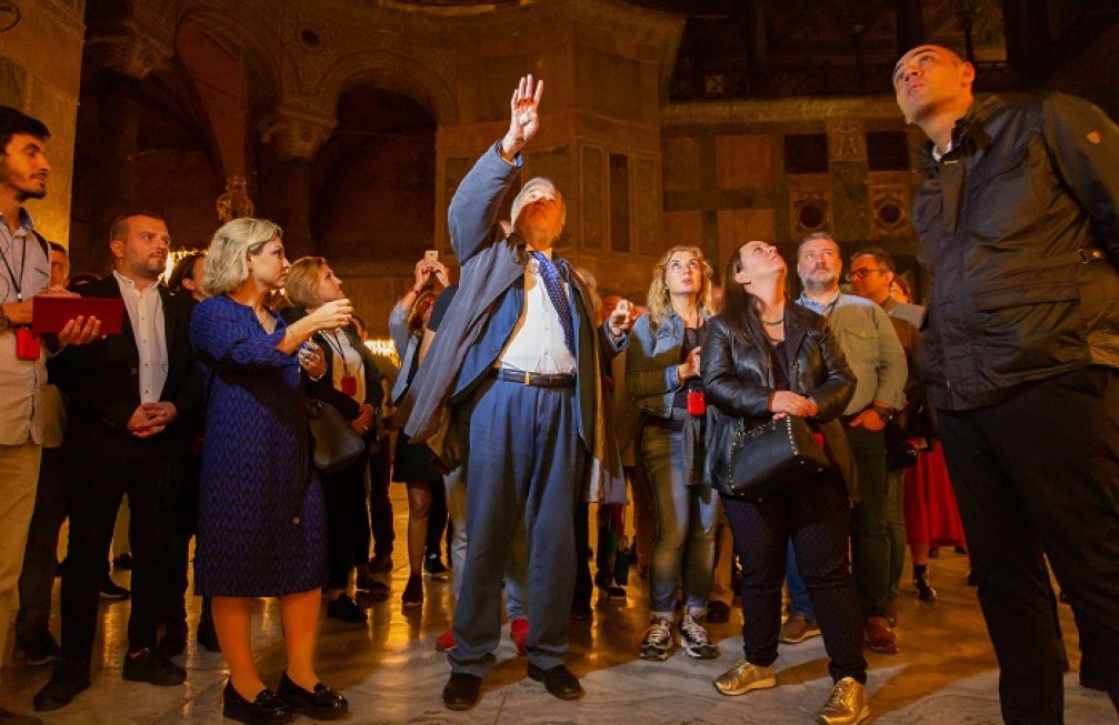 Prof. Dr. İlber Ortaylı Eşliğinde SKYhub ile Müzede Bir Gece