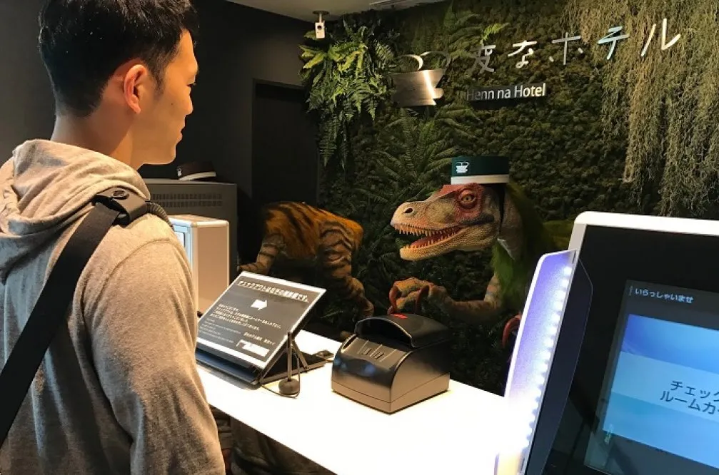 Tüm Çalışanları Robot Olan Sıra Dışı Bir Otel
